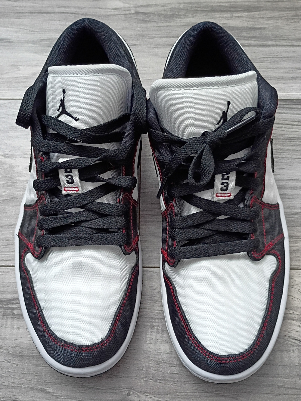 Nike Low Top Sneakers